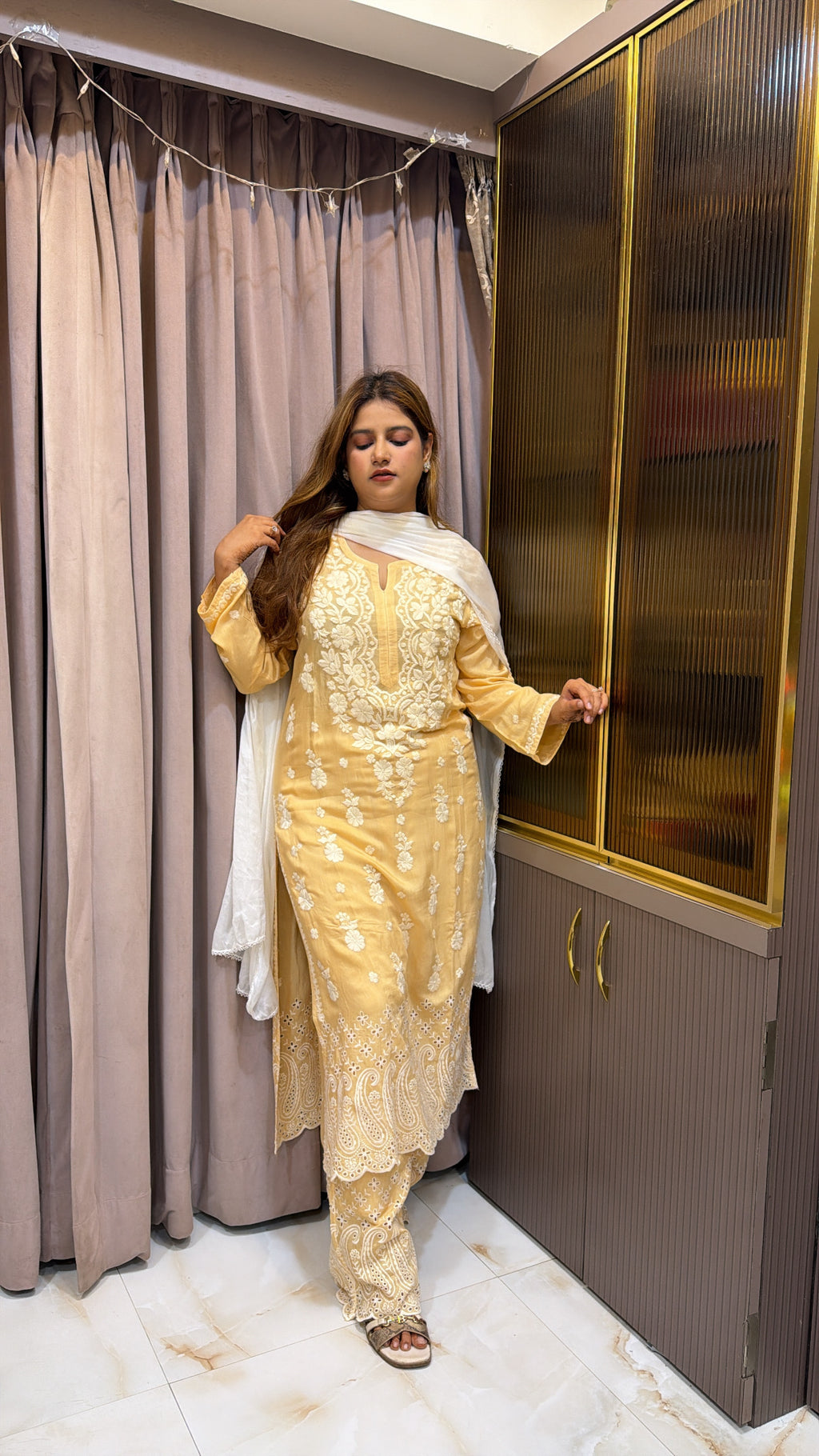 Cream Muslin chikan lucknowi work set