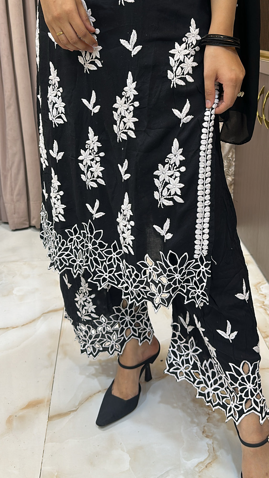 Black Noori Pure modal cut work set