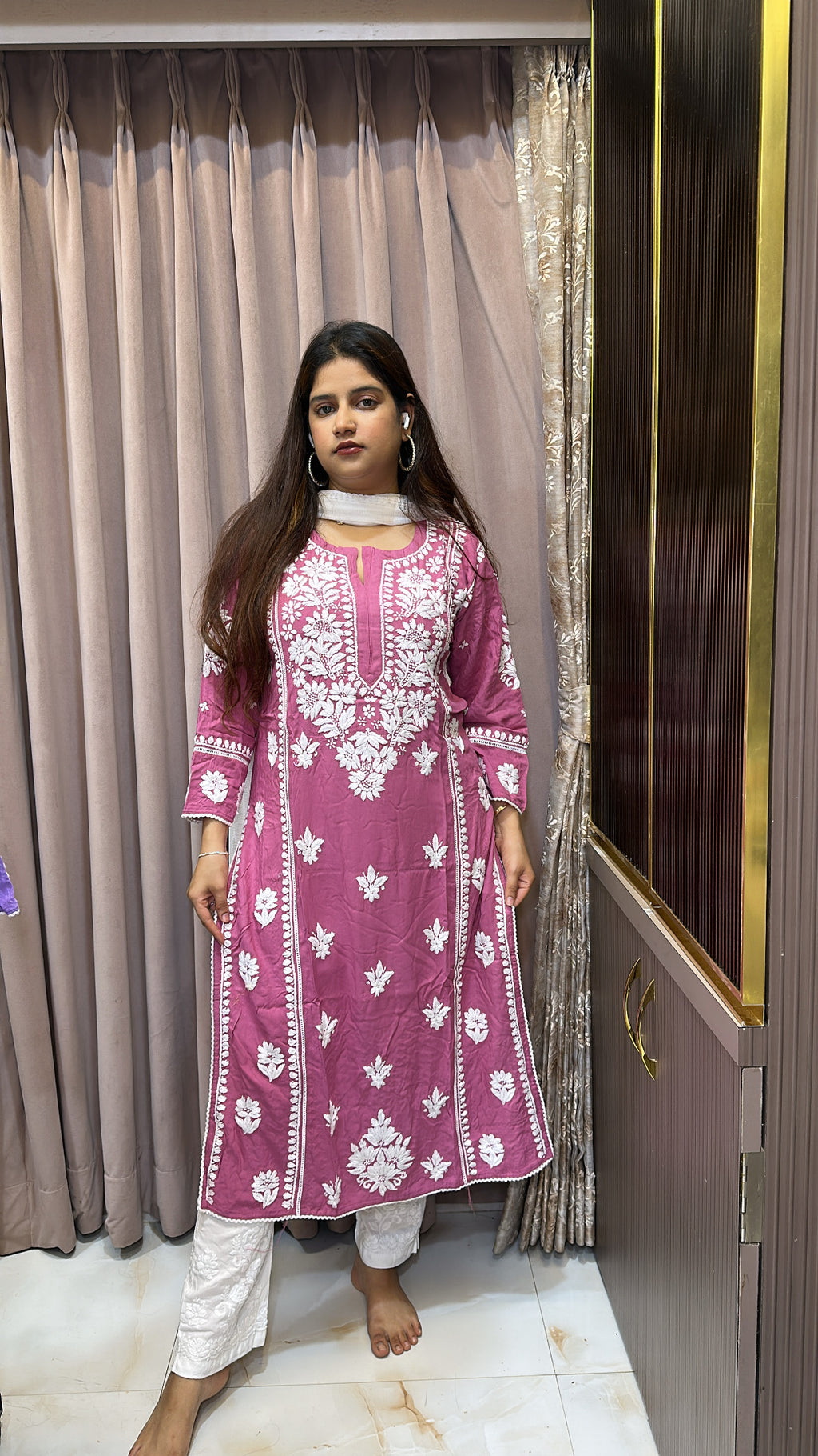 Onion Pure modal lucknowi kurti