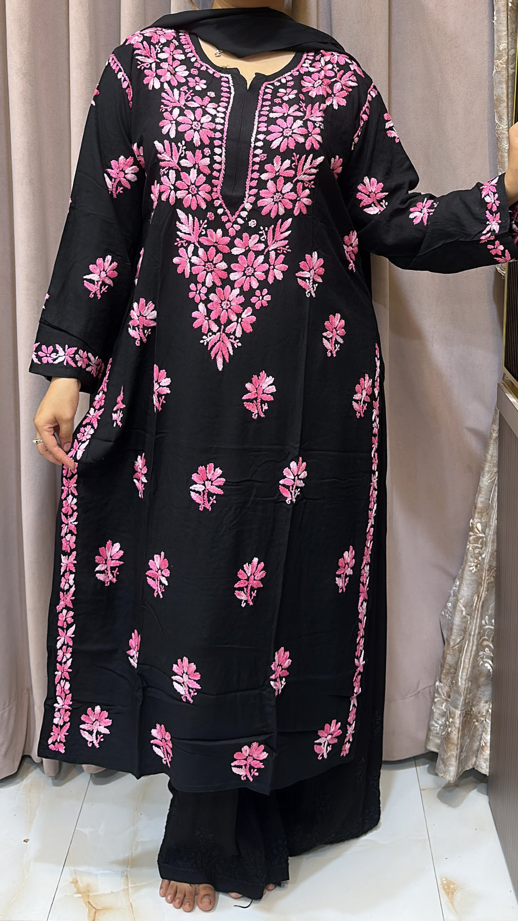 Pink Semi modal coloured thread kurti