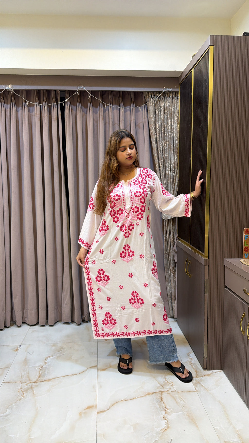 #2013 Pink & White Pure Rayon Lucknowi Kurti with Handwork